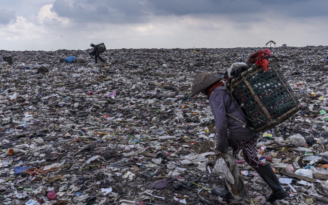 EU Promotes Greater Global Responsibility on Plastic Waste — But Not for Internal Market!